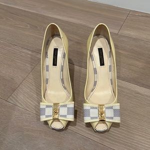 Louis Vuitton pump